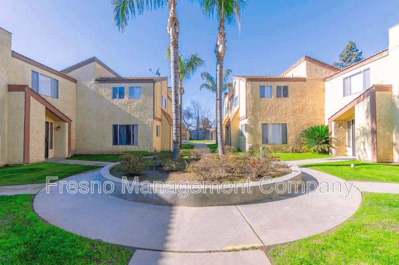 815 S. Demaree St.