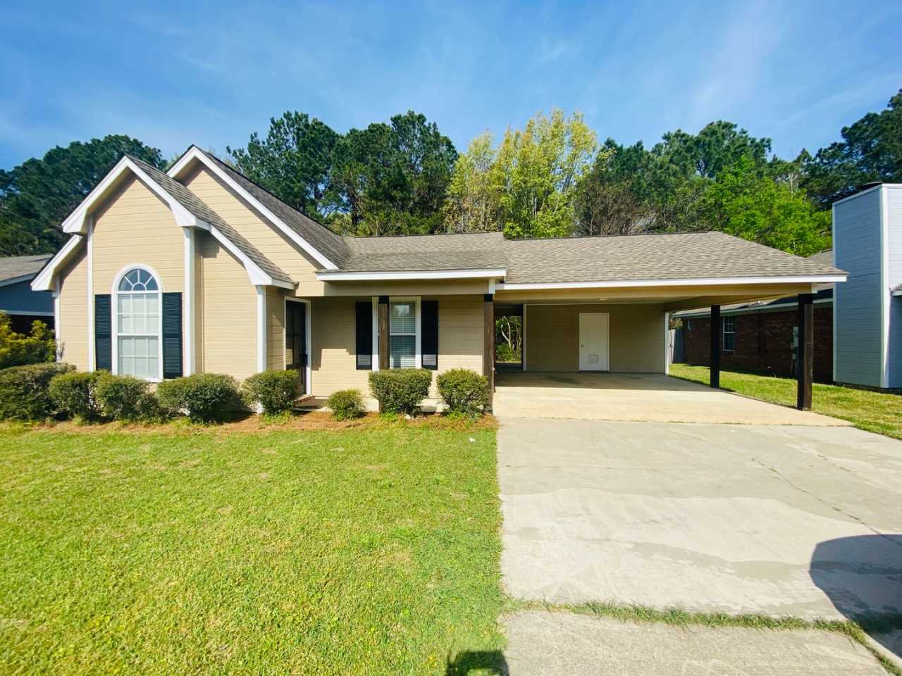 *****MOVE IN SPECIAL! 1/2 OFF 1ST MONTHS RENT*****473 Mockingbird Circle Brandon, MS