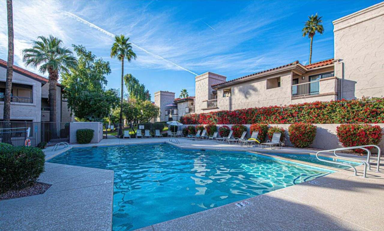 Luxury Scottsdale Condo: Modern Comfort in McCormick Ranch’s Premier Community!