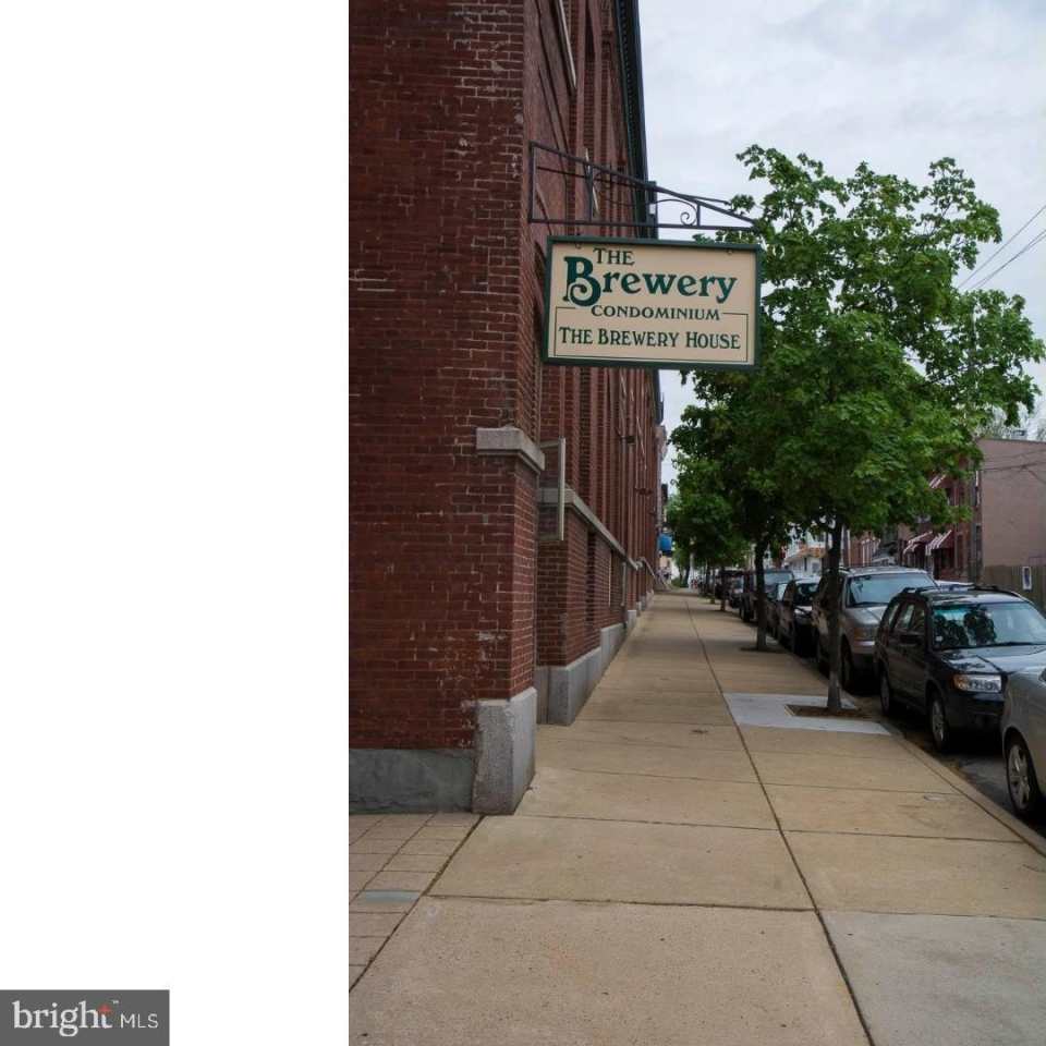 870 N 28TH Street unit: 210