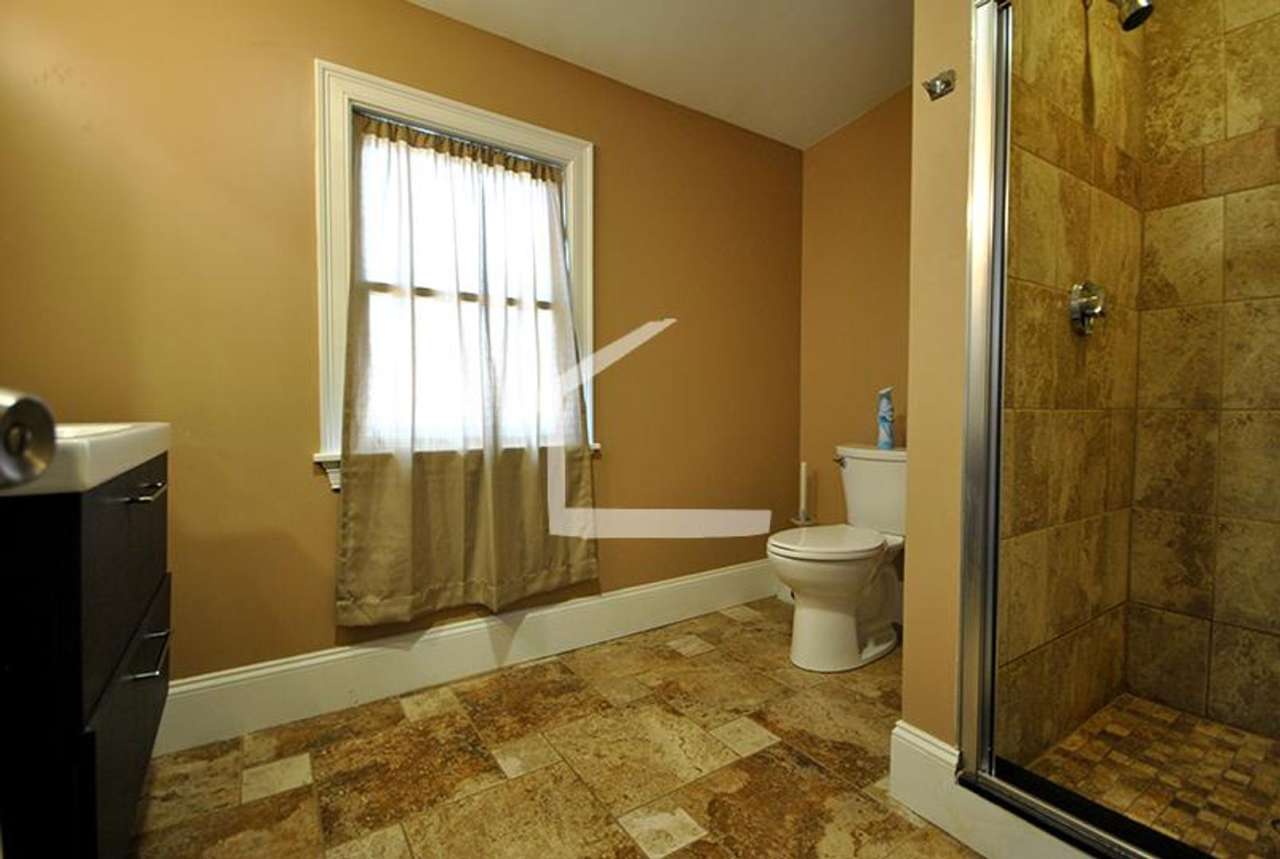 HUge 5 bed in allston