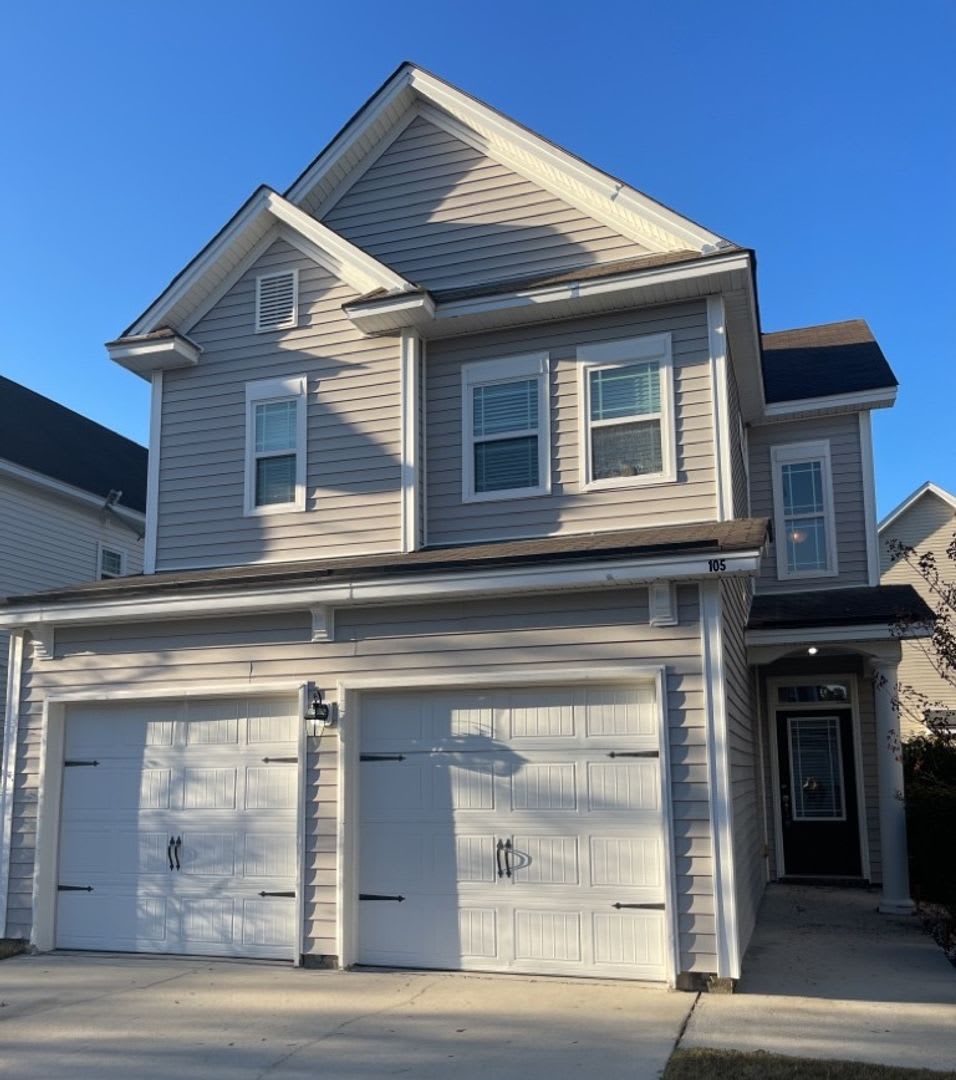 *MOVE-IN SPECIAL!* $500 off the first month's rent with a signed lease by 12/12/2025 for 105 Summer Hill Way!