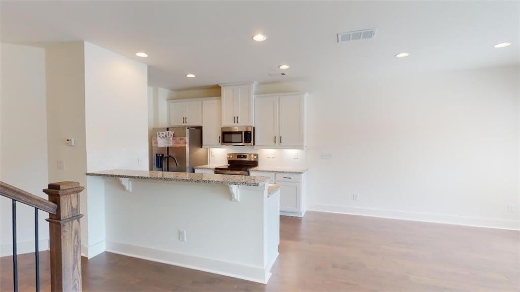 5873 Greystone Drive