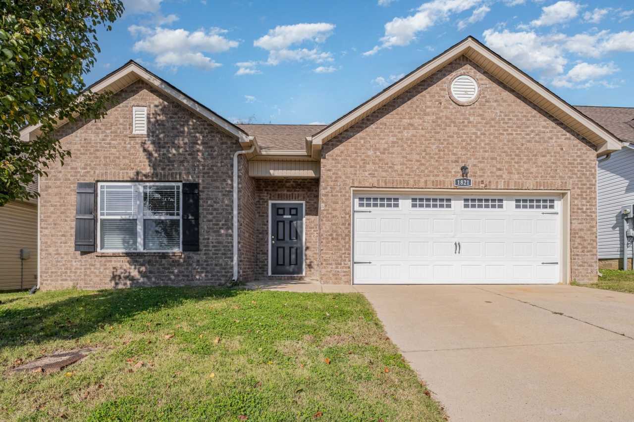 Beautiful, Like-New 3-Bedroom Home in Belle Arbor Community