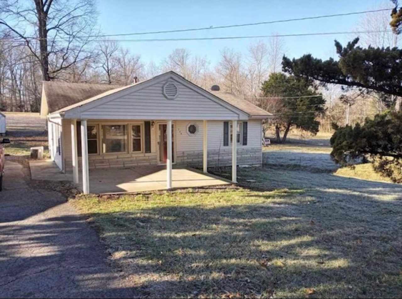 Comfy 2 Bedroom, 1 Bath House located in Radcliff