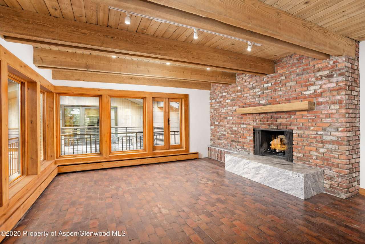 525 S Original Street unit: E