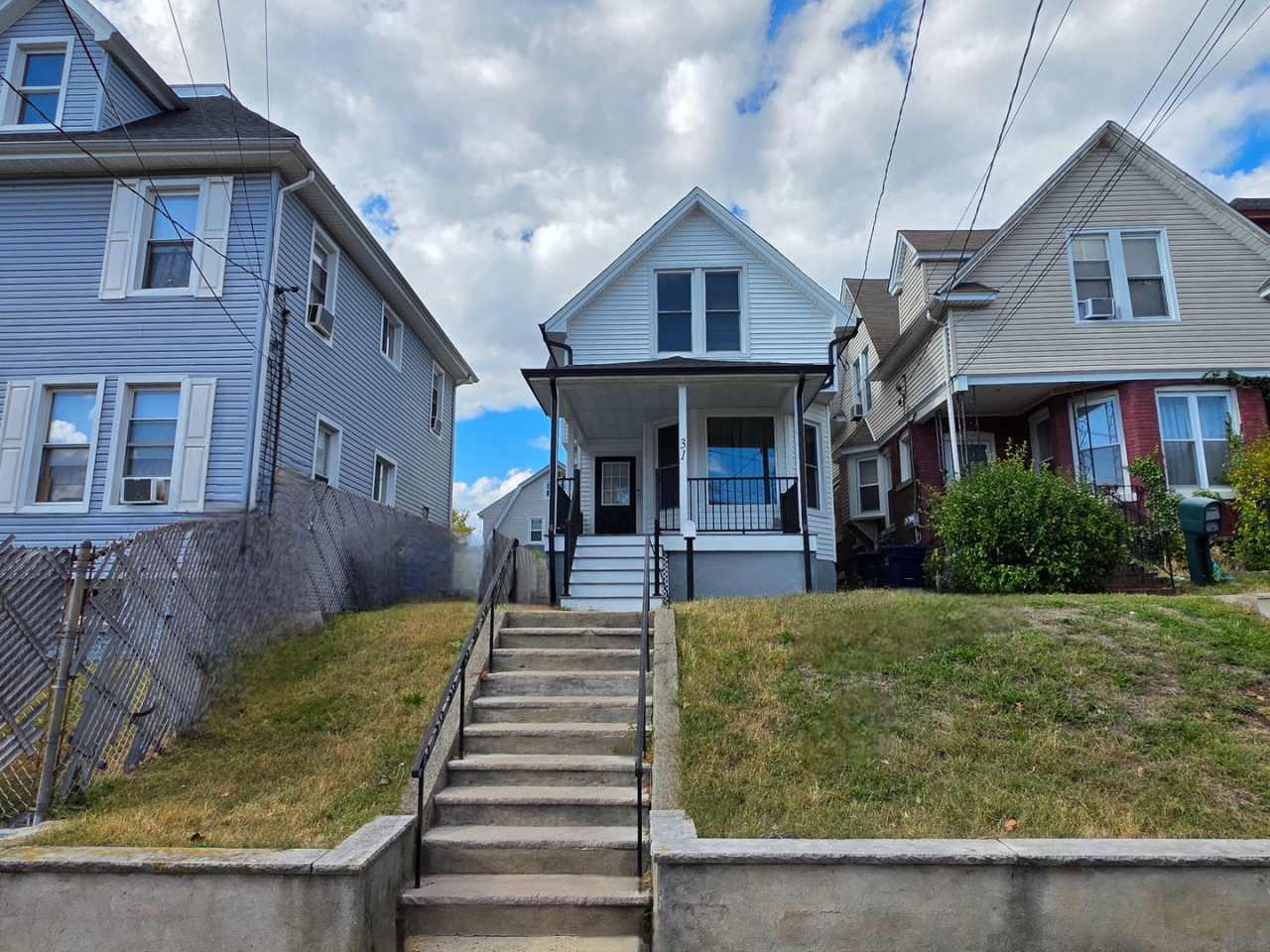 For Rent: Stylish 3-Bedroom Home in Hackensack, NJ