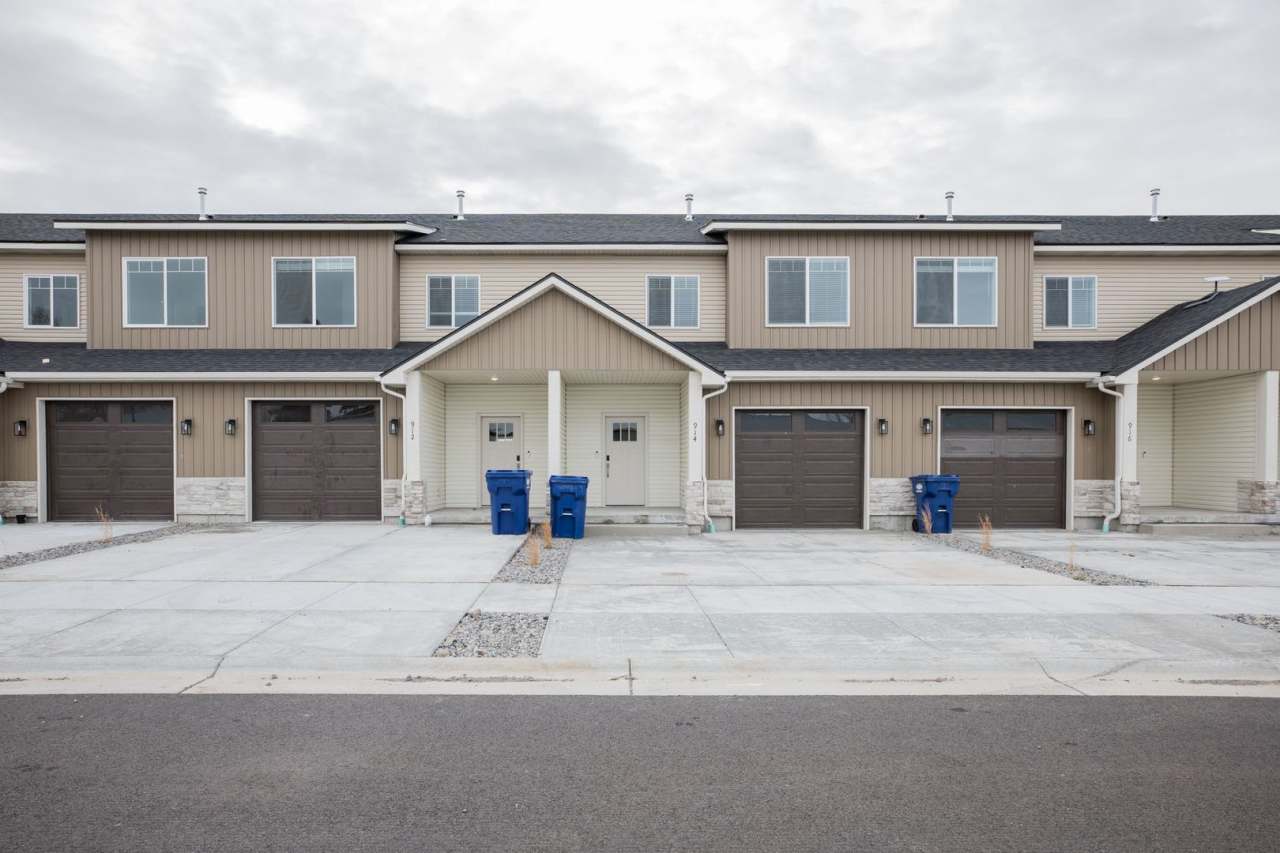 BRAND NEW 3 BED 2.5 BATH HOMES IN ST ANTHONY $500 OFF RENT if you sign anytime in November.