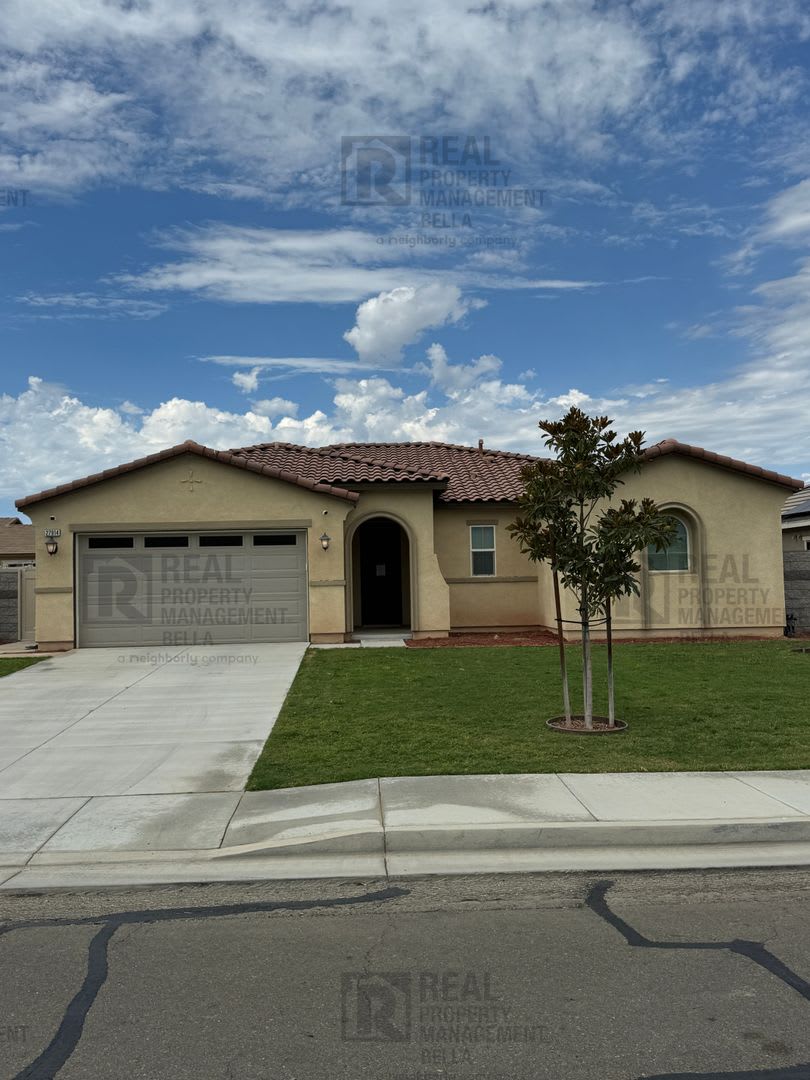Modern Living in Menifee – 3 Bedrooms + Den, Solar  RV Parking