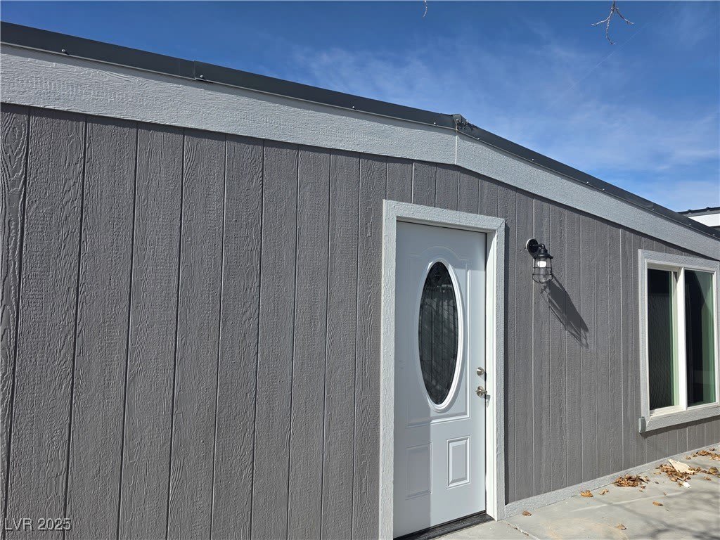 1611 E Gamebird Road