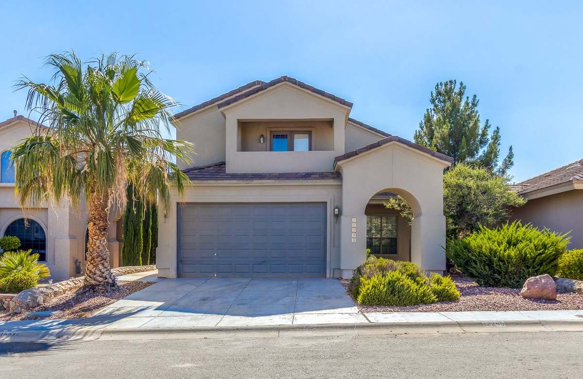 Stunning 3 Bedroom Located in Gated Community Ranchos Del Sol