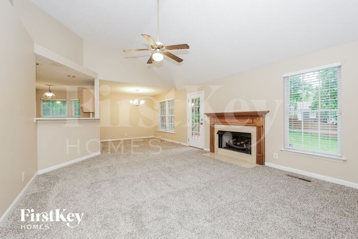 525 Forest Pointe Place