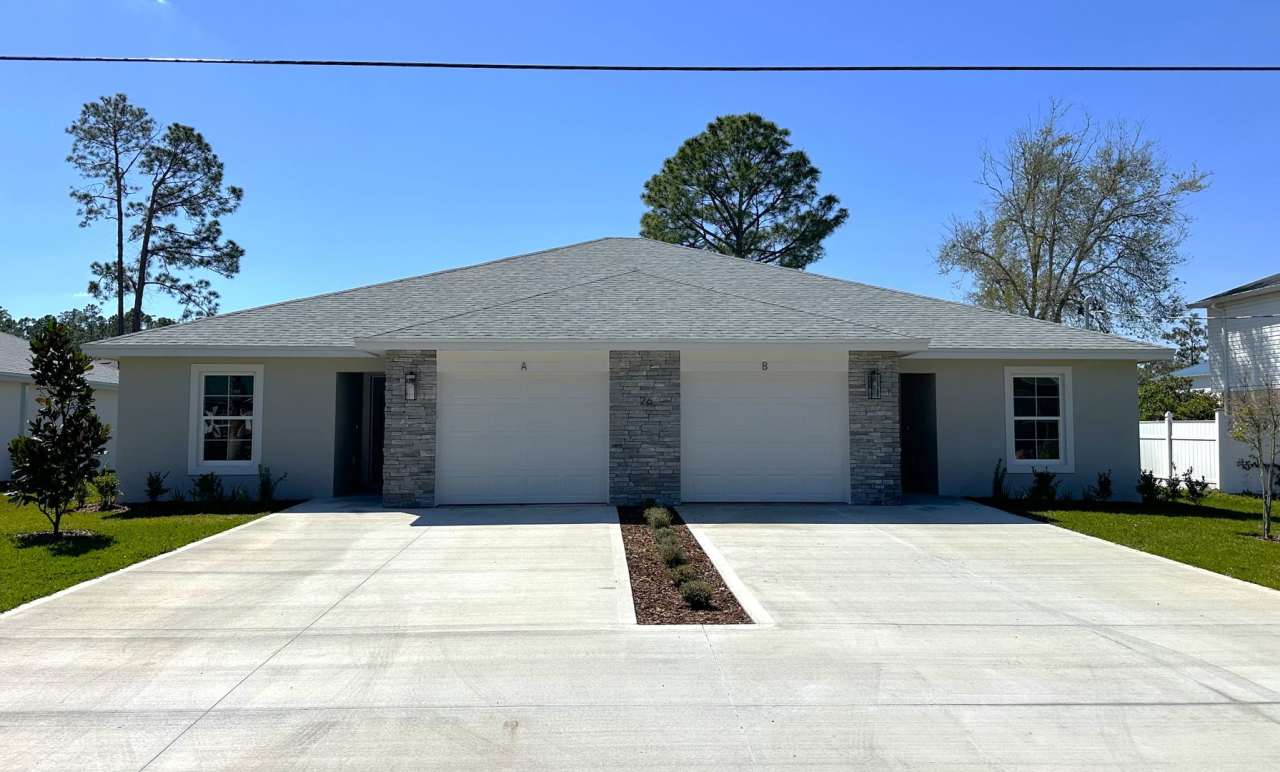 NEW 3/2/1 ready to rent! Pet friendly.