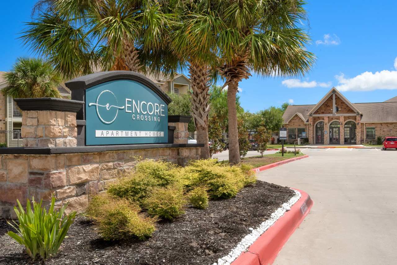 Encore Crossings