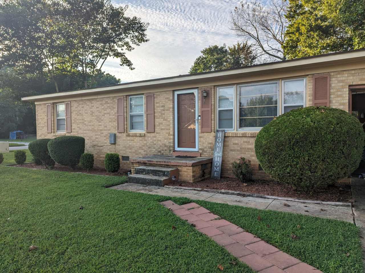 4602 Mastin Lake Road NW