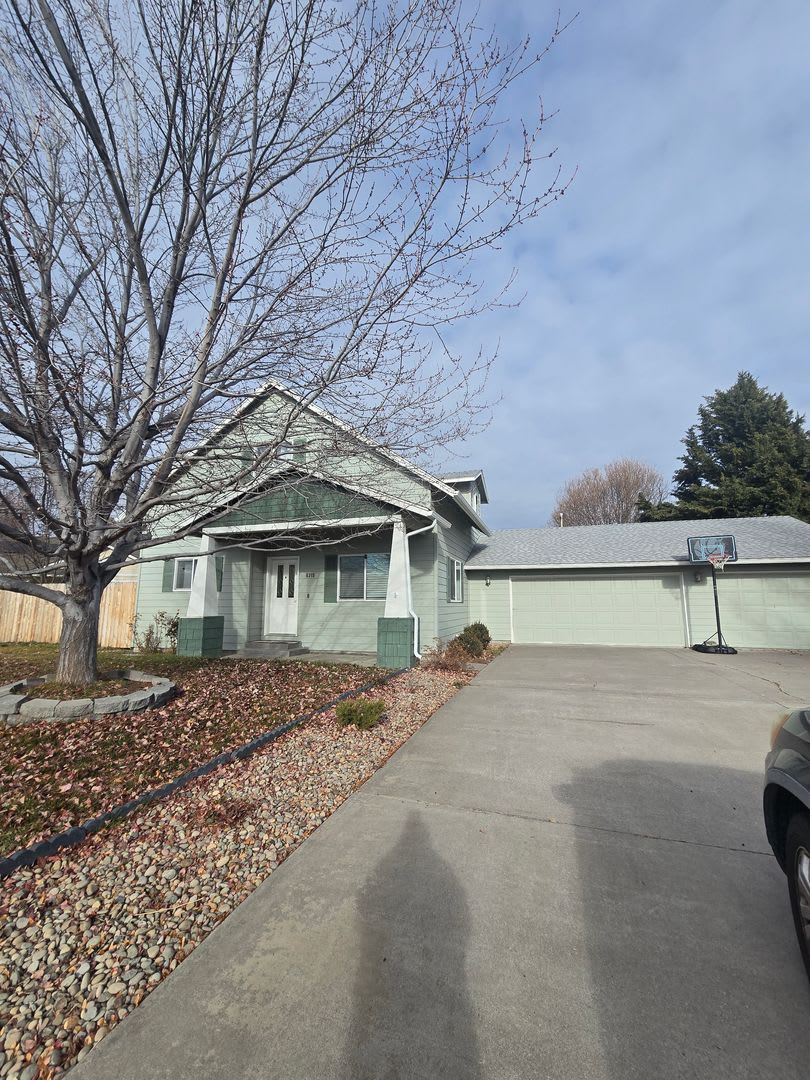 Amazing 4 bed/3 bath home