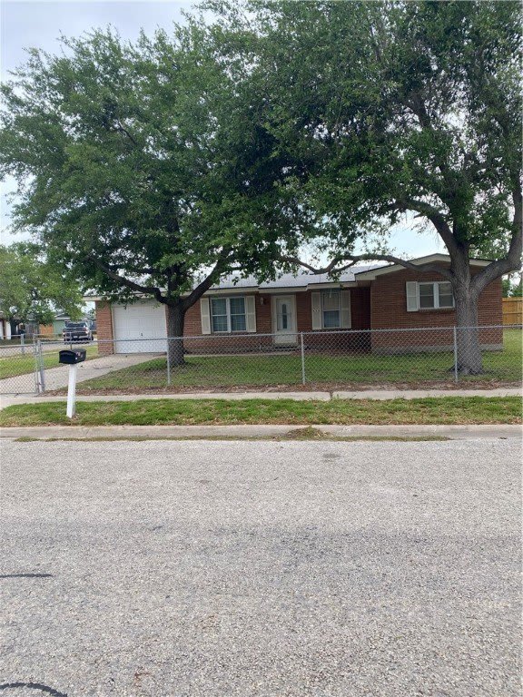 650 Aristocrat Drive