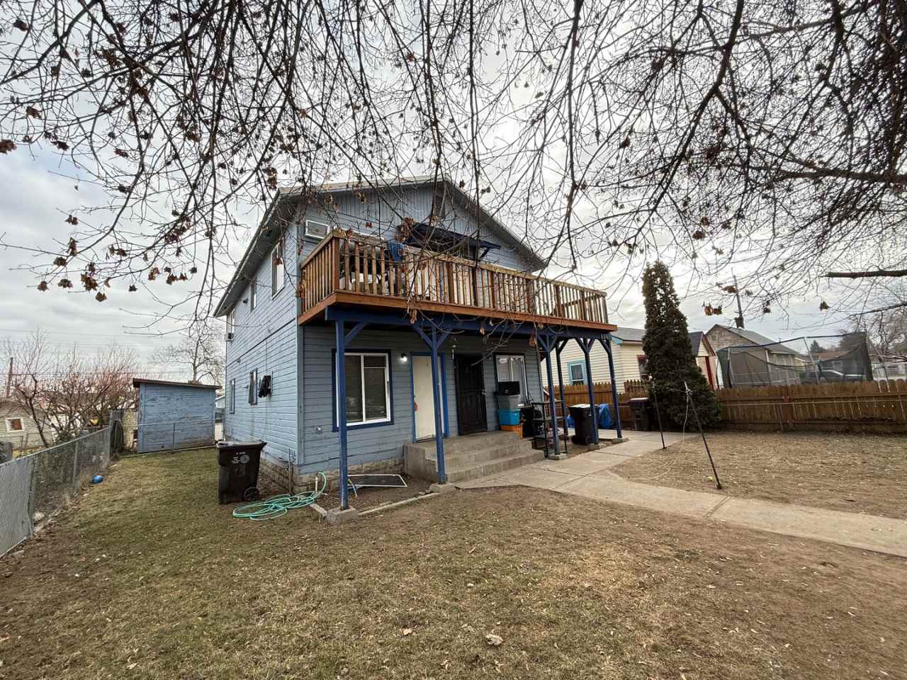 809 S 9th St Units 1-4