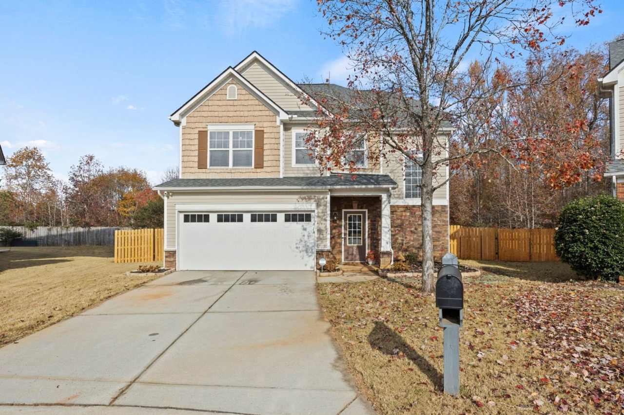 Spacious 4BR House in Greenville