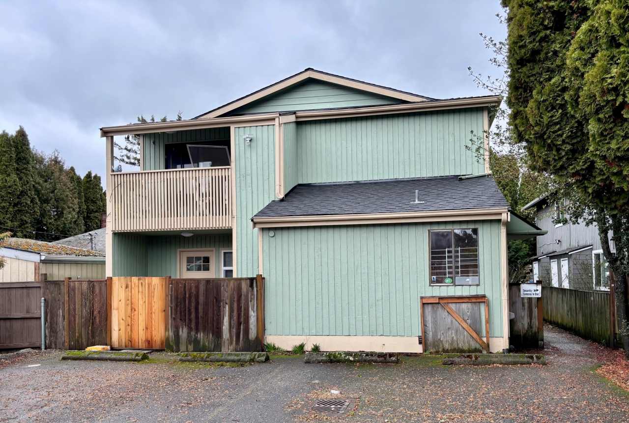 516 Shattuck Avenue South - 102