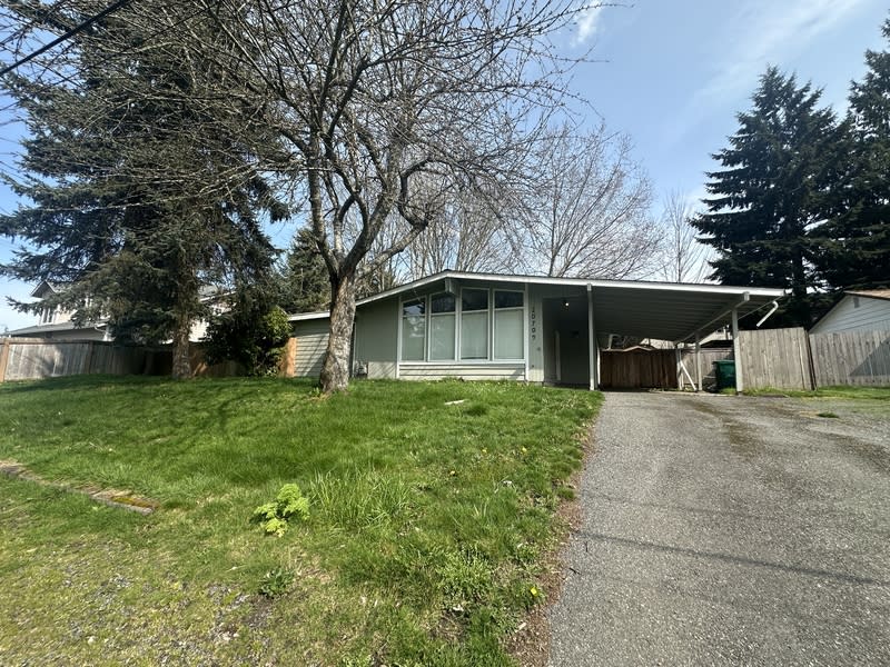 20709 36th Avenue West