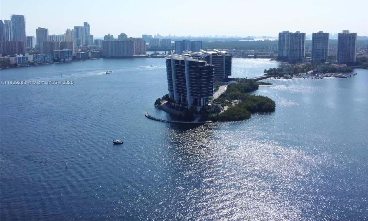 3530 Mystic Pointe Dr