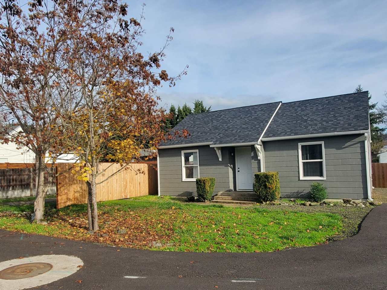 Remodeled 2-Bedroom Home Roseburg