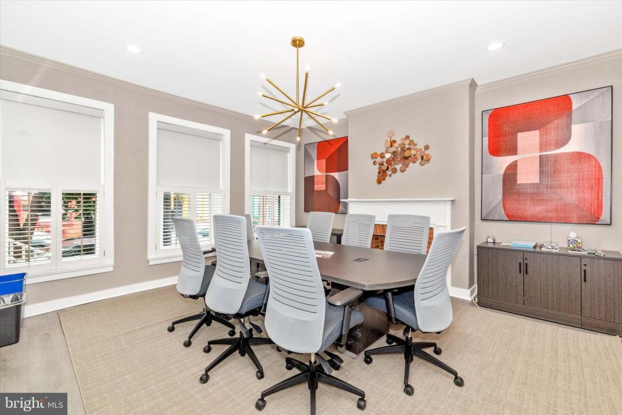 322 W PATRICK Street