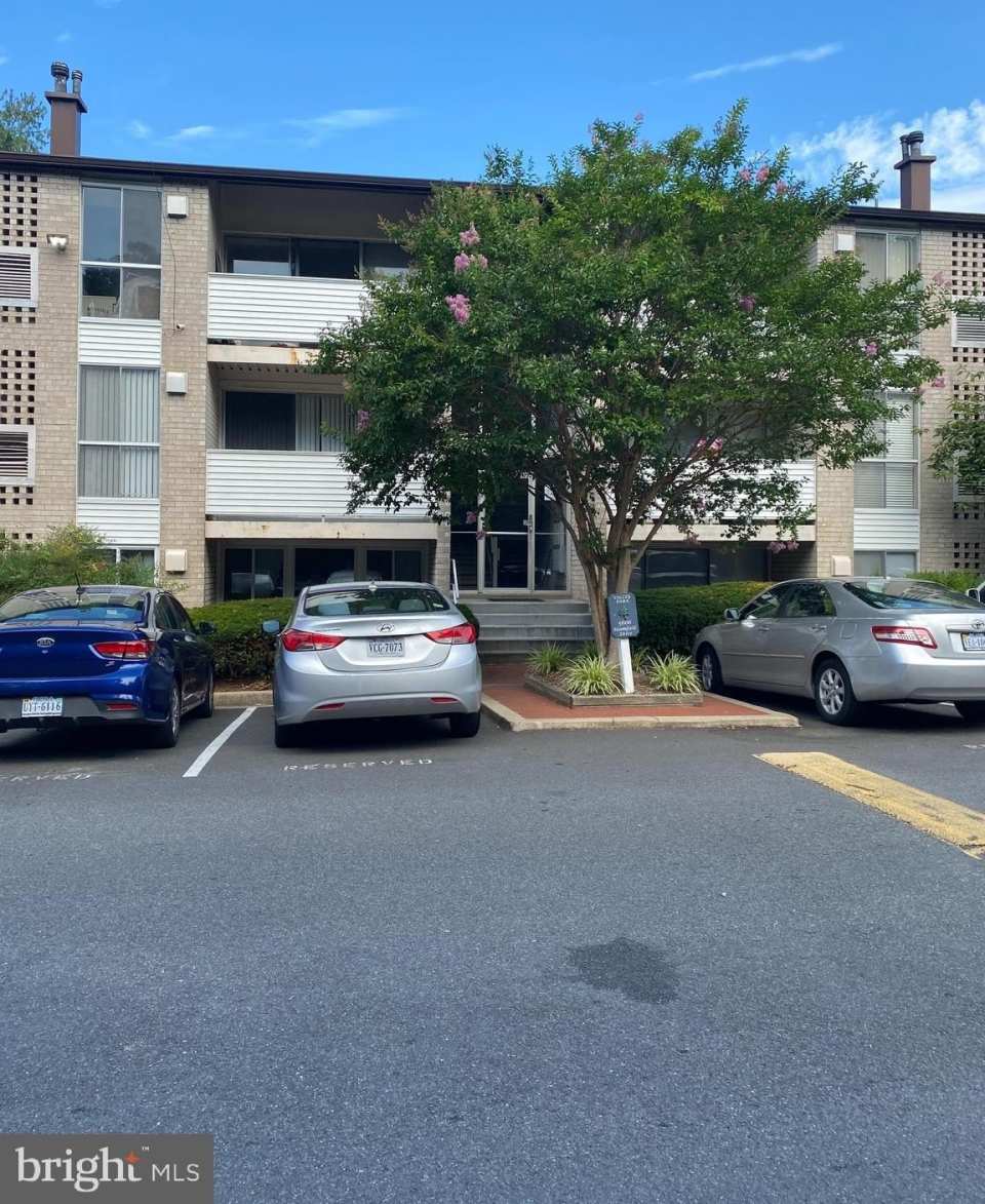 5606 BLOOMFIELD Drive unit: 101