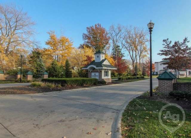 Aqua Marine Luxury Apartments