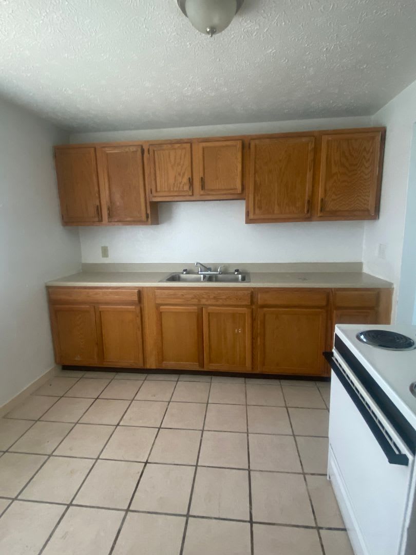 2bd Townhome Warrensville Cash Pay