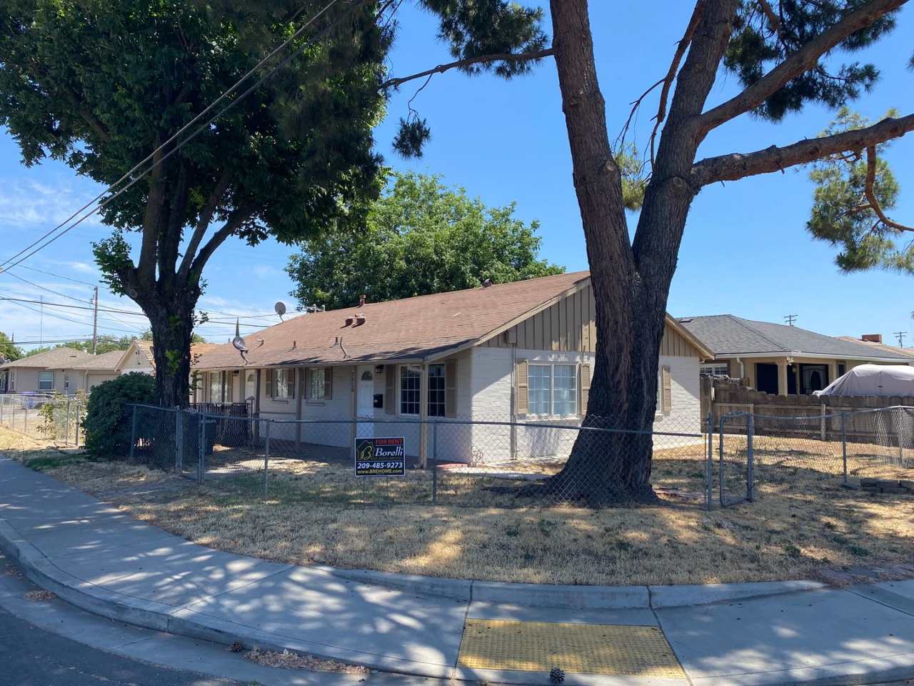 2 Bedroom, 1 Bath Duplex for Rent In Ceres