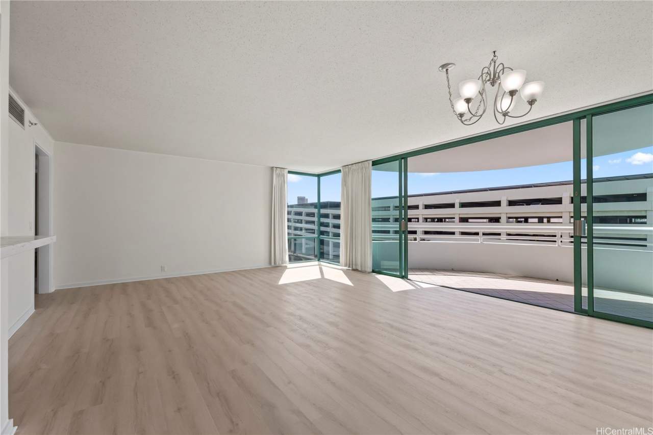 1341 Kapiolani Boulevard unit: 10C