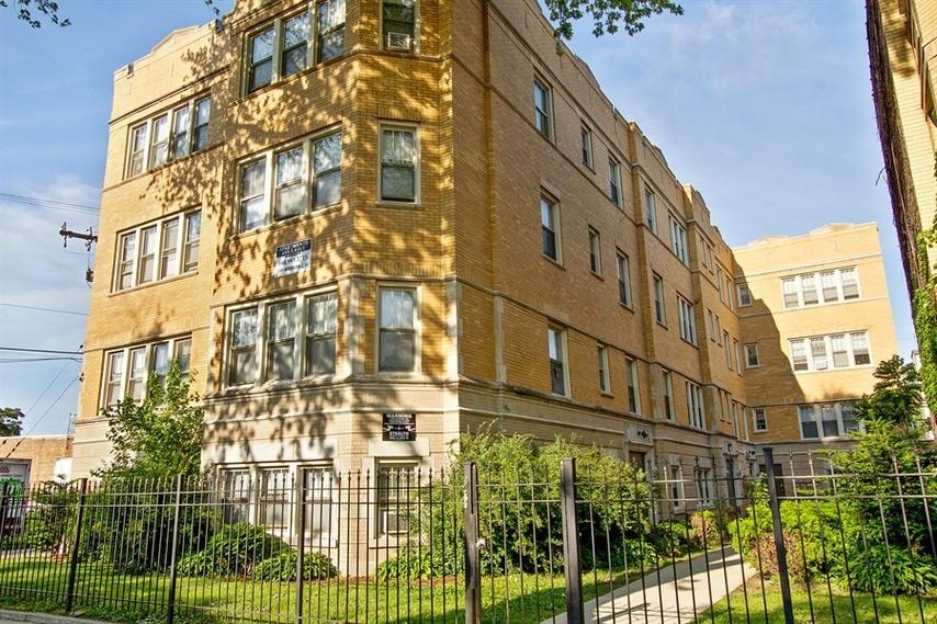 7915 South Hermitage Apartments