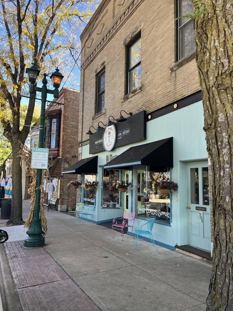 903 Main Street unit: 1