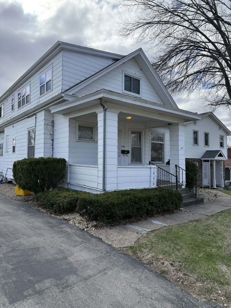 1850 Avoca Street - 1