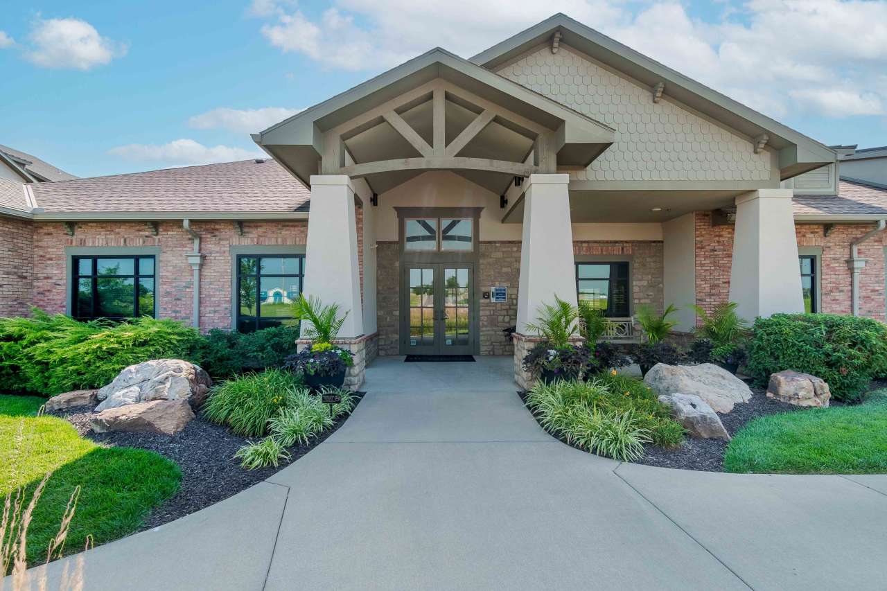 Boulders at Overland Park