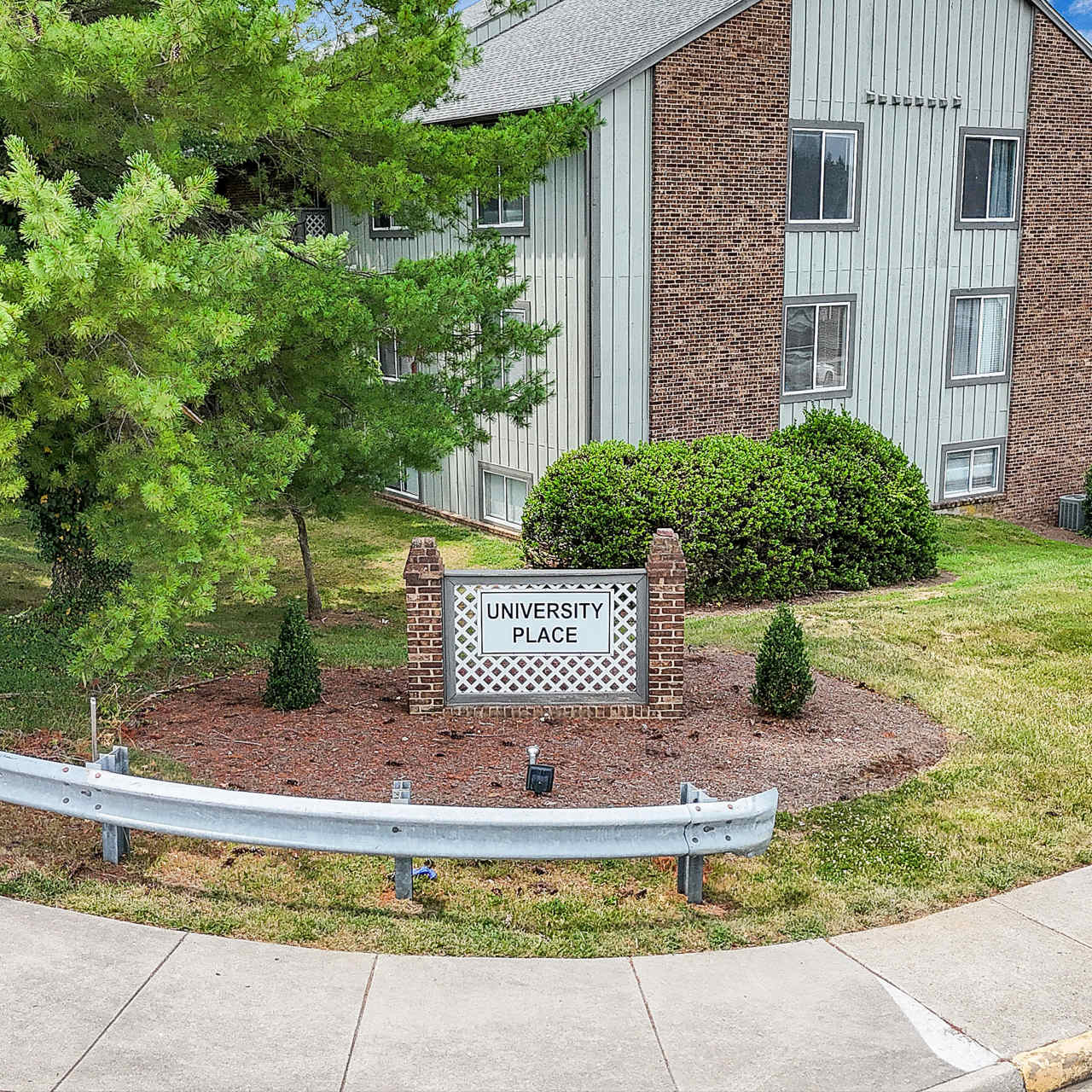 802 Claytor Square