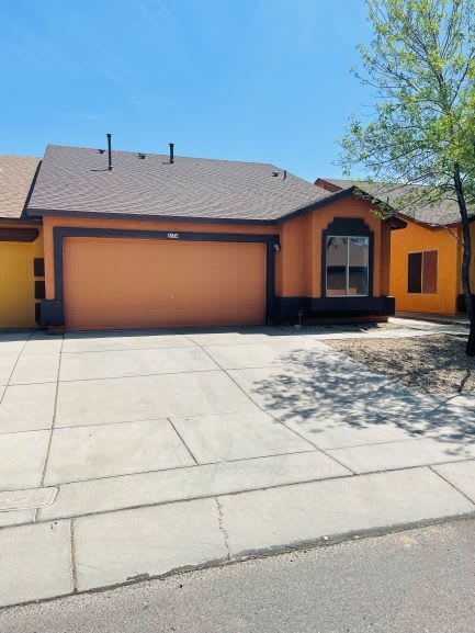 2174 East Calle Los Marmoles