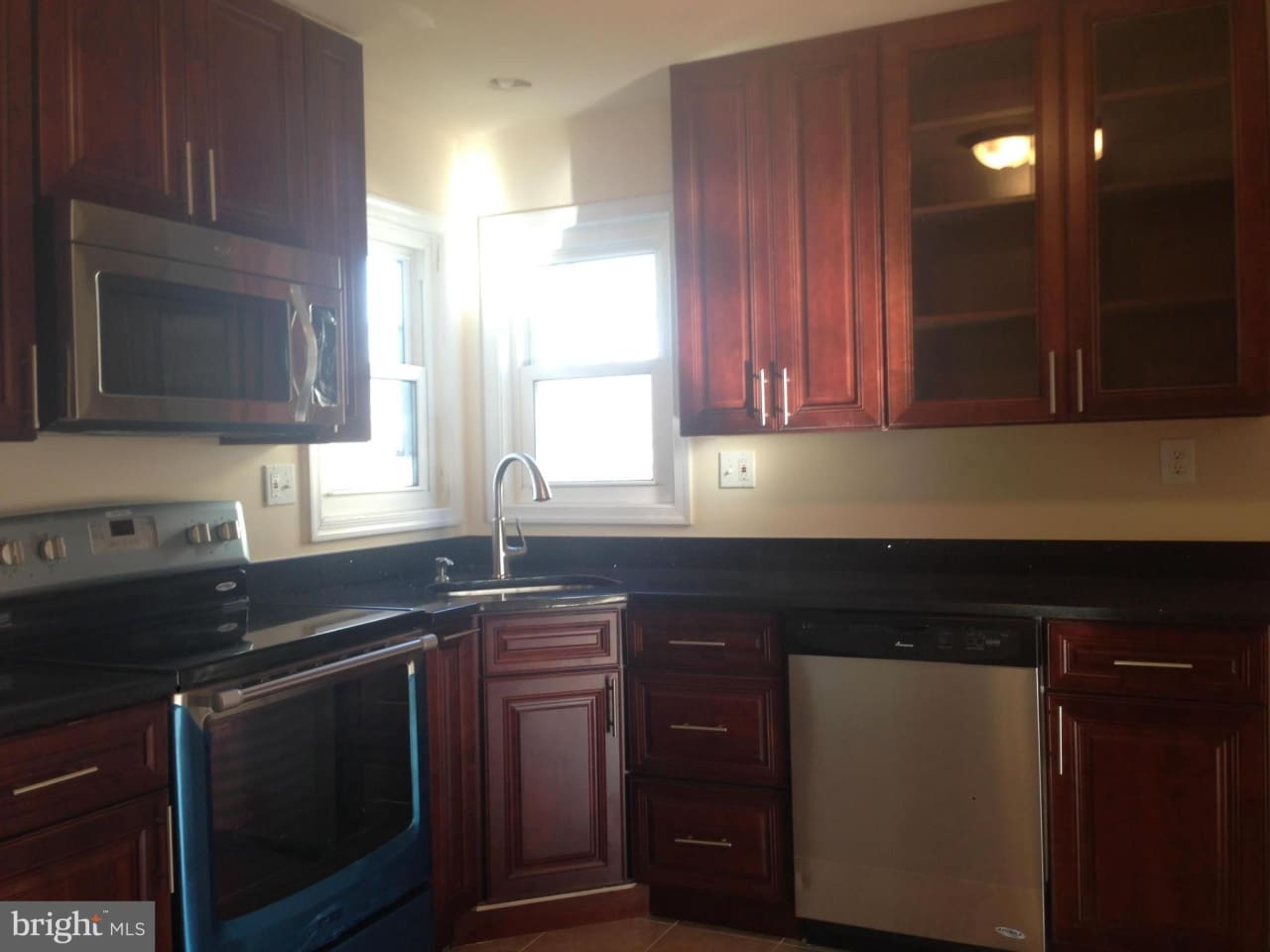 7208 POWHATAN Street