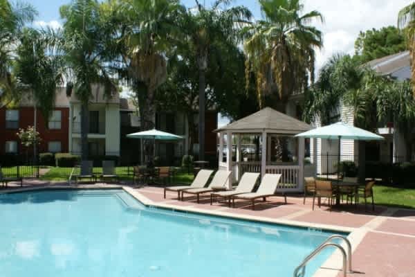 Towne Lake Apartments