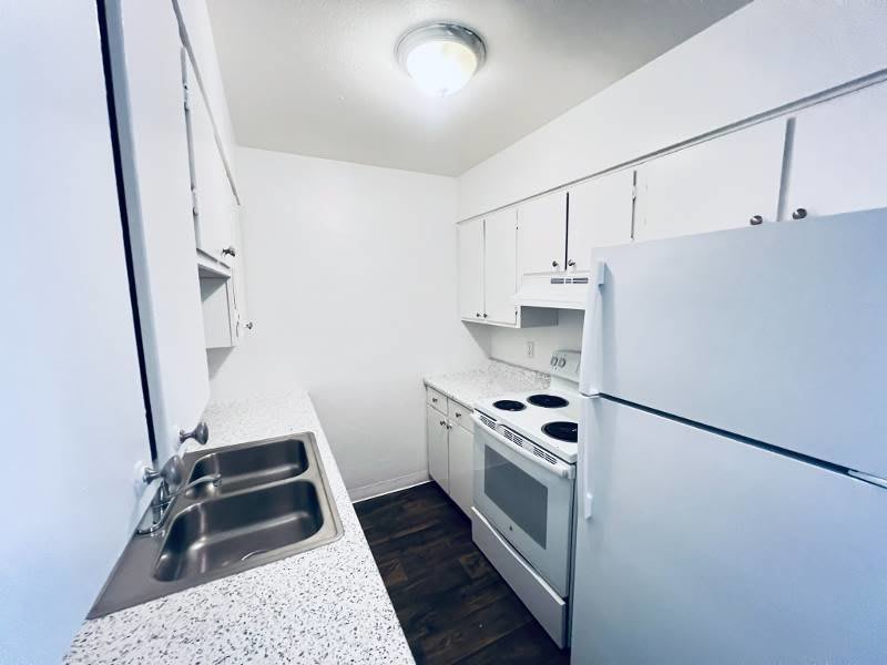 Z53 Apartments