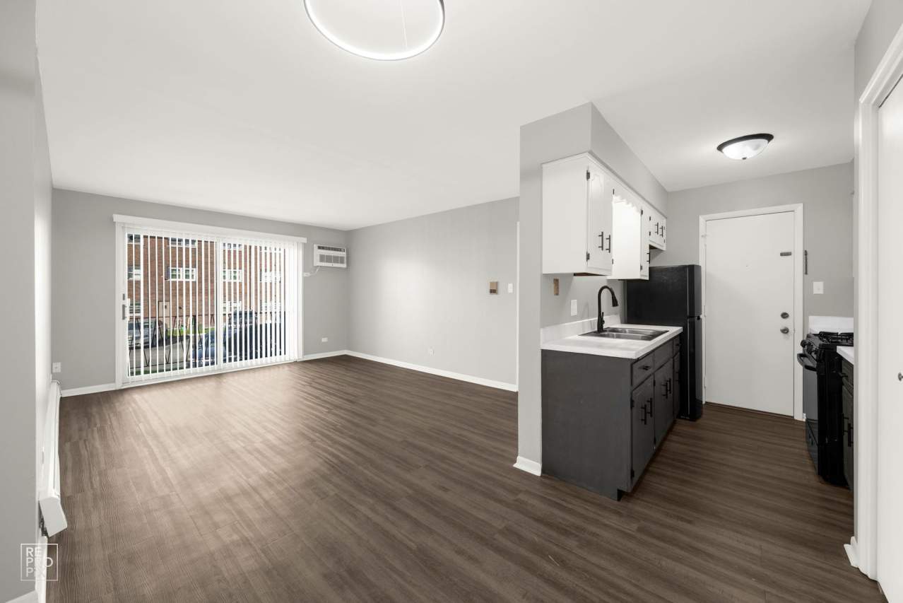 Woodland Court Apartments