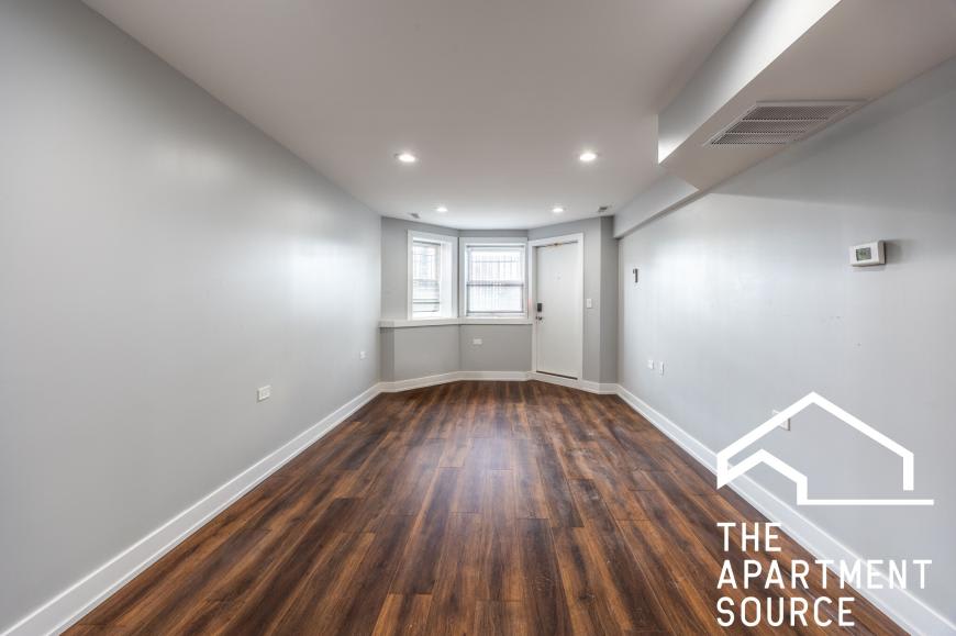 3328 West Congress Pkwy.