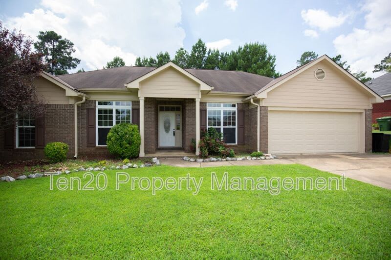 9178 Garrett Lake Dr