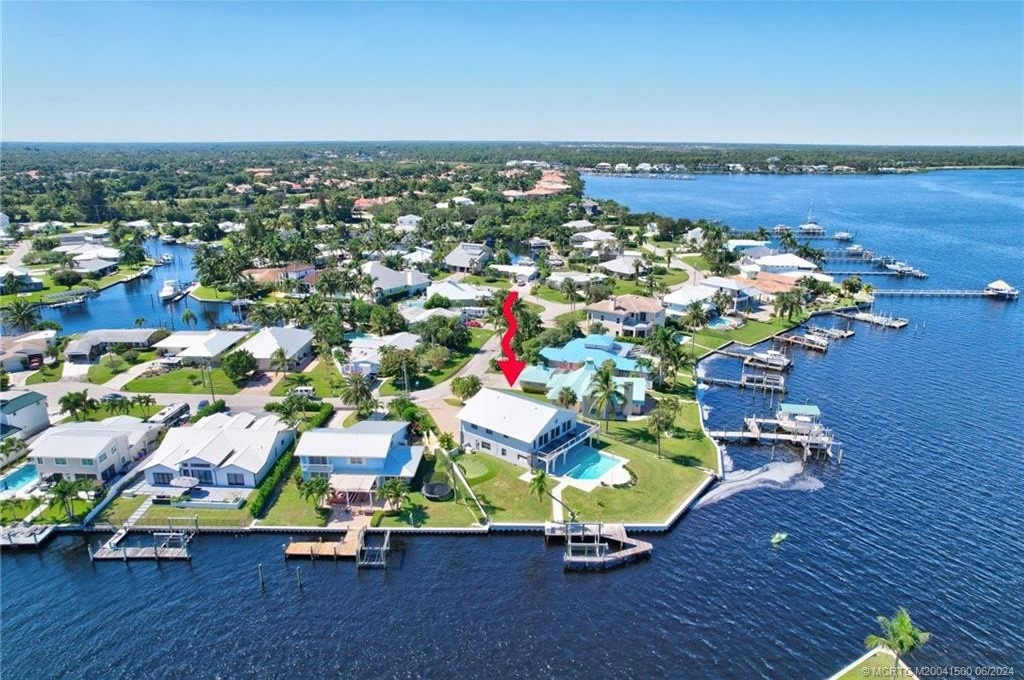 26 SW Riverway Boulevard