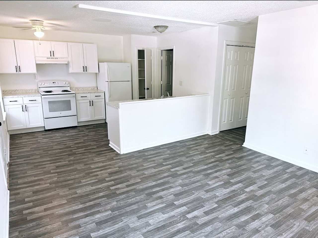 Dobson Place - Spacious 3 Bed / 2 Bath Homes in Prime North Charleston Location!