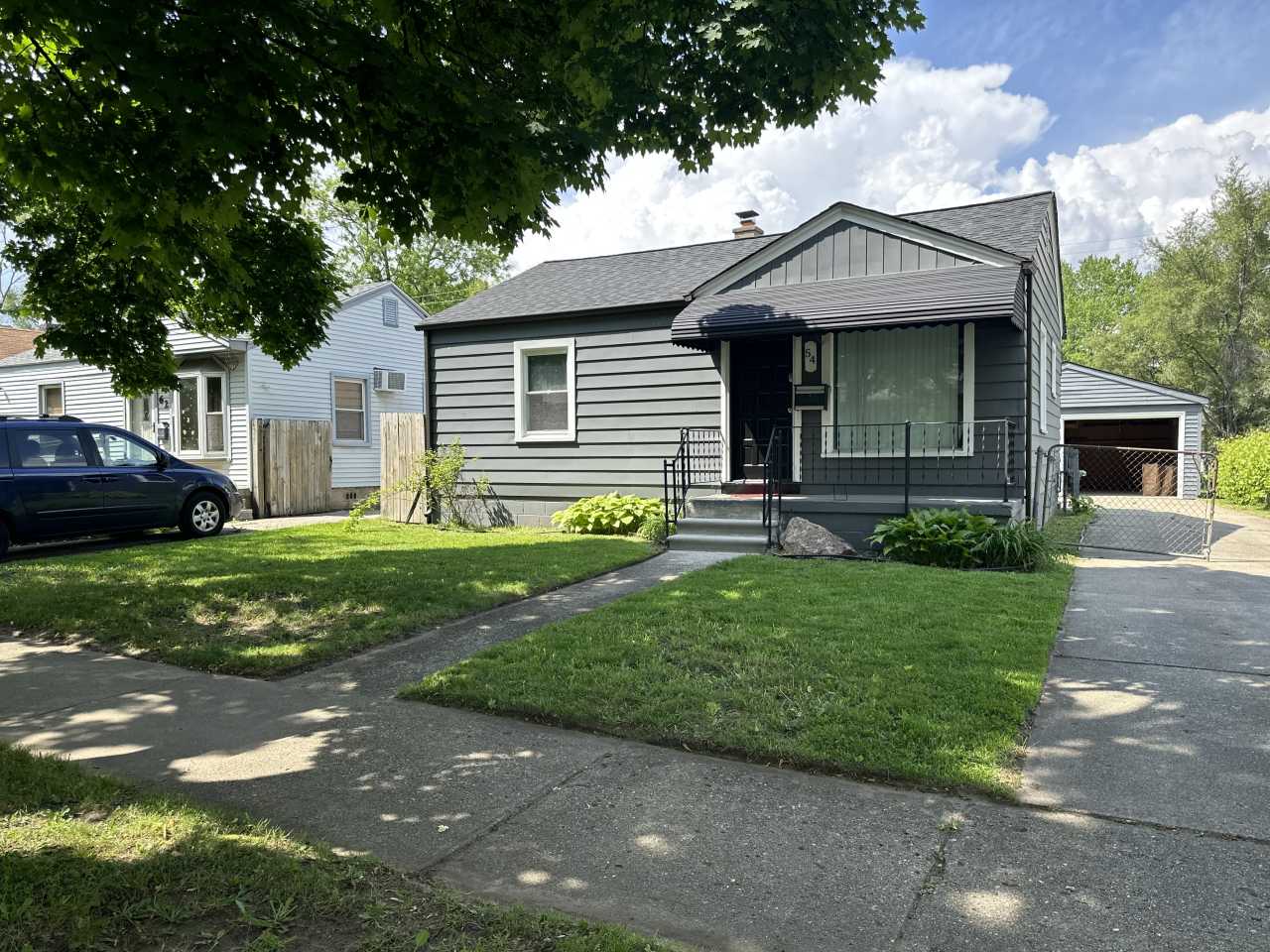 54 West Maxlow Avenue