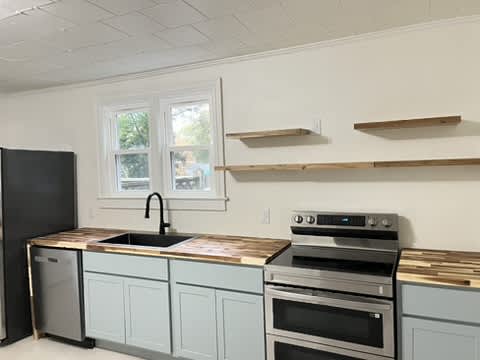 805 North Buchanan Boulevard