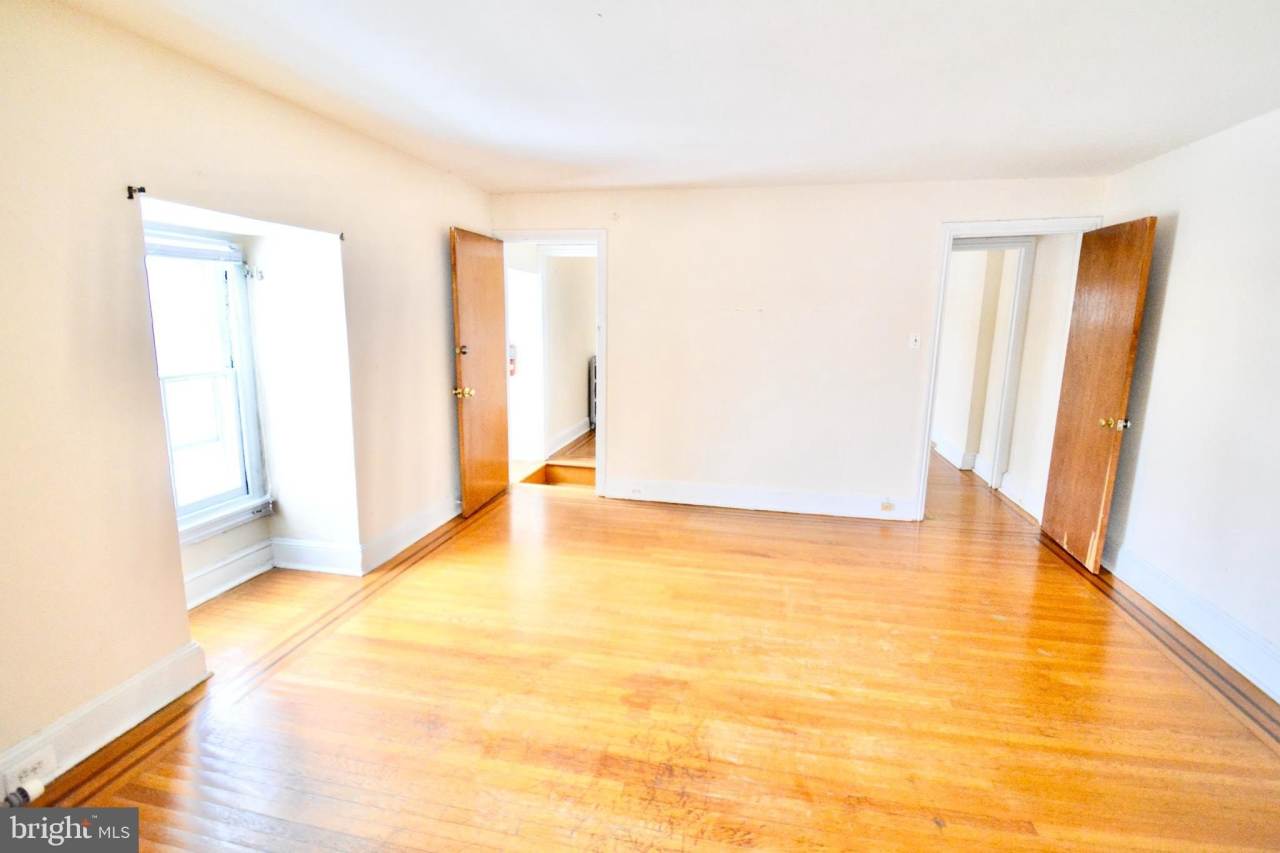 38 W SEYMOUR Street unit: 3